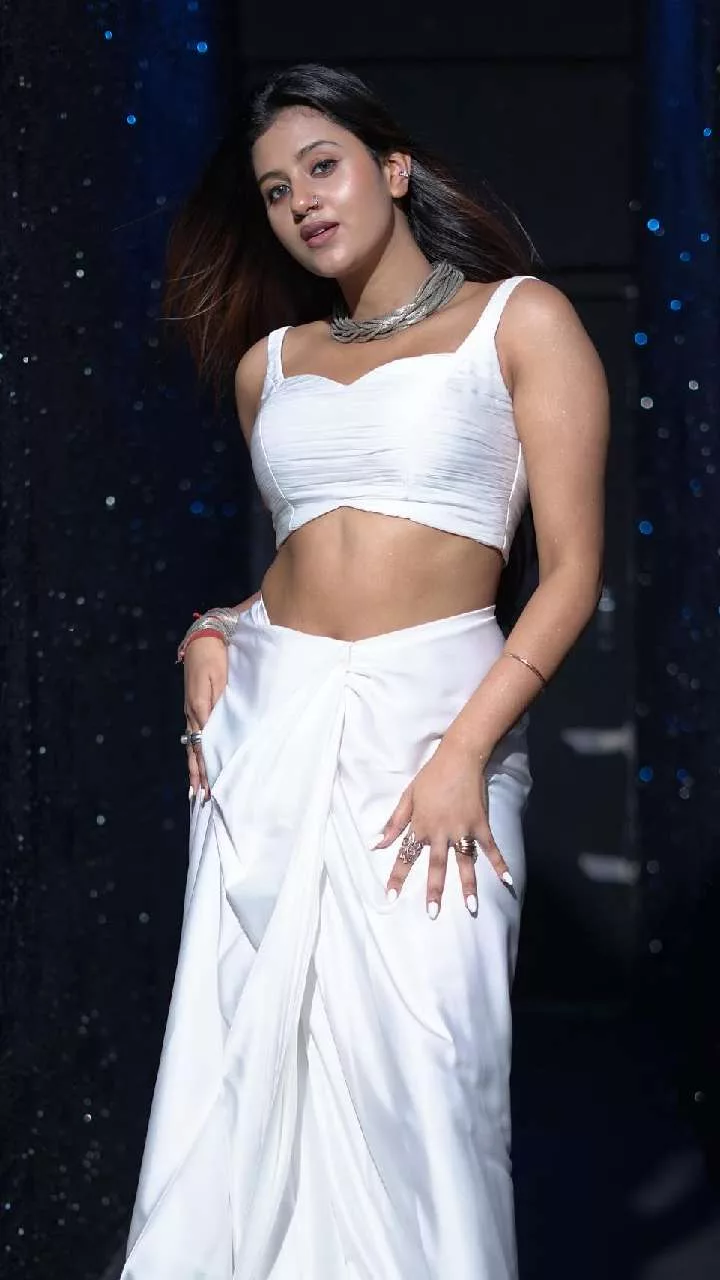 অঞ্জলি অরোরা 1697613780 jpeg অঞ্জলি অরোরা হট ছবি: হট ফটোগুলির একটি অত্যাশ্চর্য তালিকা