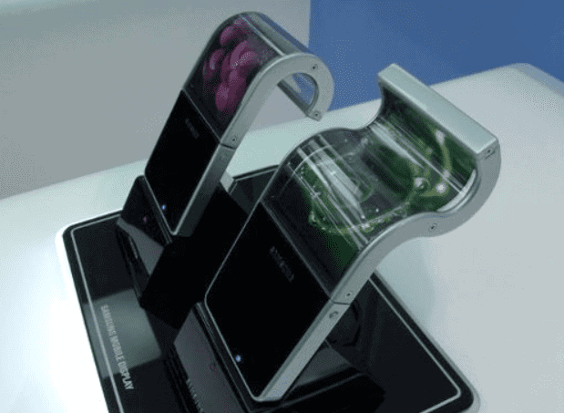 image 819 Samsung's Patent Unveils Square-Shaped Smartphone with Extensible Display