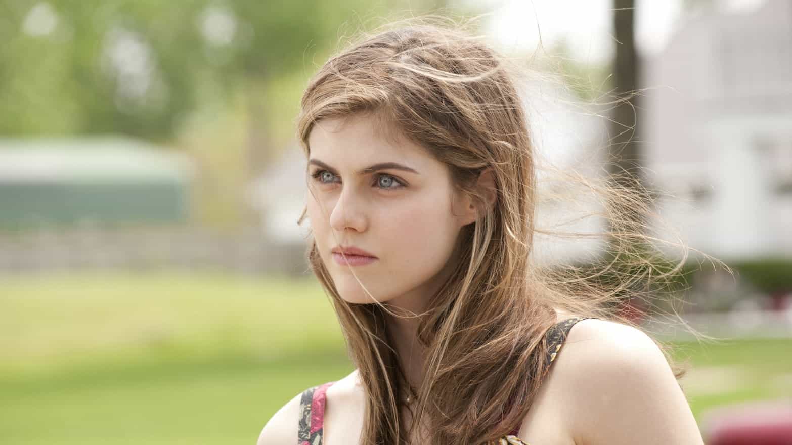 140904 stern true detective tease vpoo6i jpeg Alexandra Daddario True Detective: Get All the Updates in 2024 (March 25)