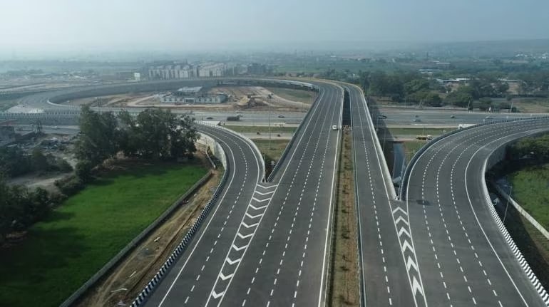 Delhi1 770x433 1 jpg What will the new Delhi-Mumbai expressway bring to India? (April 29)