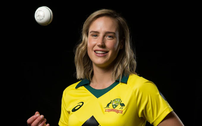 Ellyse Perry Top 10 Fastest Female Bowlers in Cricket History