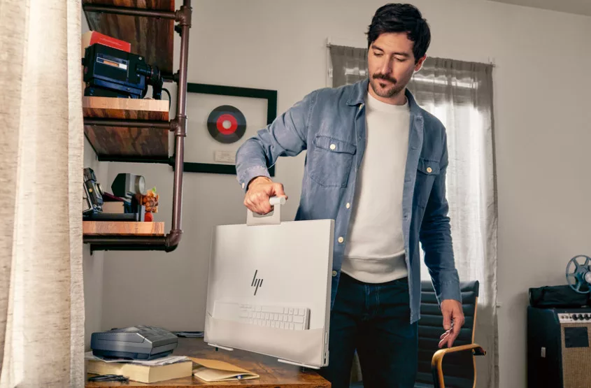 Embrace the Future of Flexibility with HP Envy Move 23.8-inch All-in-One PC in India