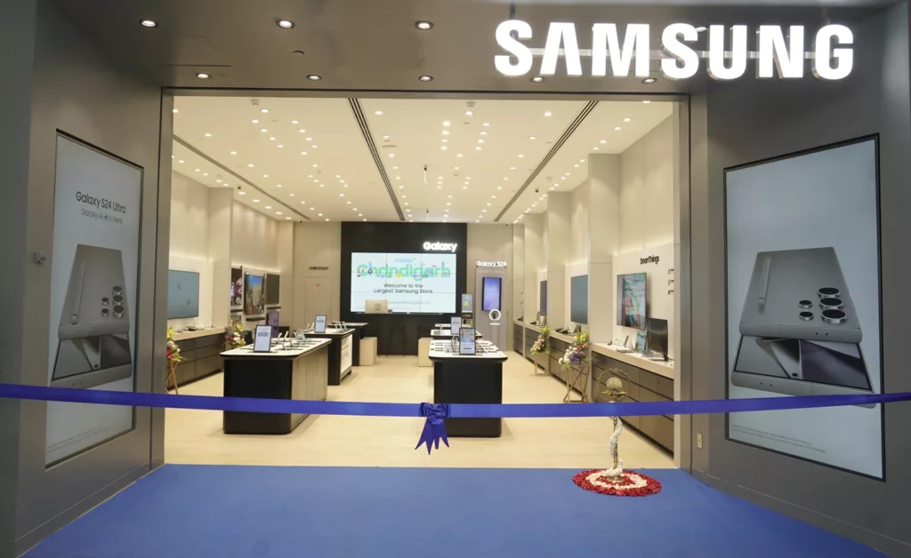 Samsung চণ্ডীগড়ের Nexus Elante Mall-এ পাঞ্জাবের প্রথম প্রিমিয়াম এক্সপেরিয়েন্স স্টোর উন্মোচন করেছে