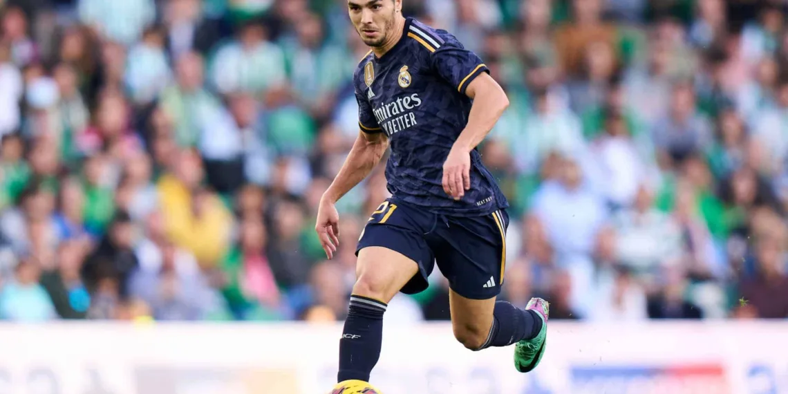 SEVILLE, SPAIN - DECEMBER 09: Brahim Diaz of Real Madrid runs with the ball during the LaLiga EA Sports match between Real Betis and Real Madrid CF at Estadio Benito Villamarin on December 09, 2023 in Seville, Spain. (Photo by Diego Souto/Getty Images)