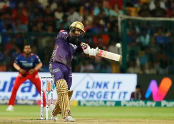 Teams with lowest score in IPL