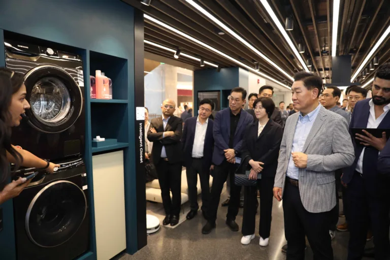Samsung Introduces AI and Advanced Connectivity Features for India's Tech-Enthusiasts