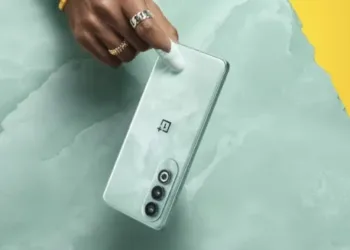 Nothing Phone 2a Vs OnePlus Nord CE 4