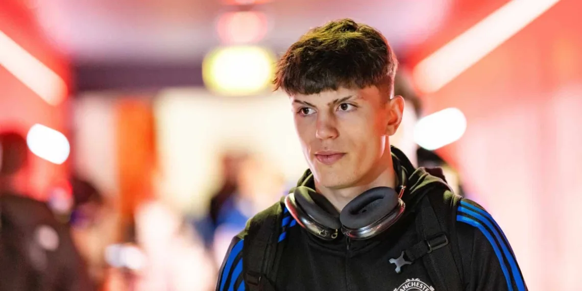 LONDON, ENGLAND - JANUARY 22:   Alejandro Garnacho of Manchester United arrives prior to the Premier League match between Arsenal FC and Manchester United at Emirates Stadium on January 22, 2023 in London, United Kingdom. (Photo by Ash Donelon/Manchester United via Getty Images)