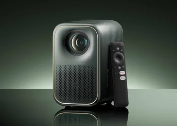 Top 5 Reasons to Choose Formovie XMing Page One Projector for Your Home