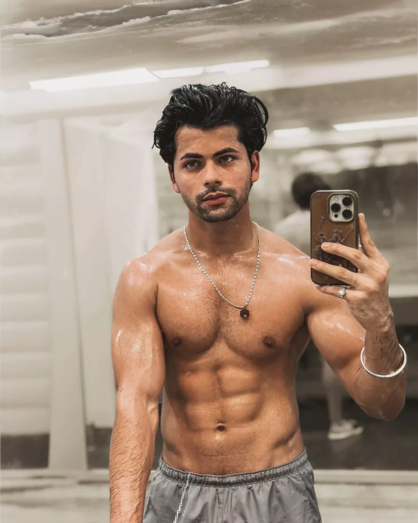 437271031 417442894317334 6223309605067594415 n Siddharth Nigam Height, Age, Bio, Net Worth, Family, and More in 2024 