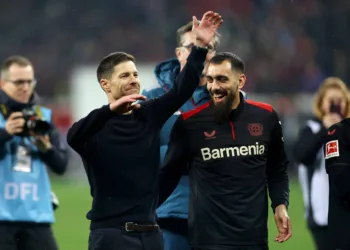 Soccer Football - Bundesliga - Bayer Leverkusen v Bayern Munich - BayArena, Leverkusen, Germany - February 10, 2024 Bayer Leverkusen coach Xabi Alonso celebrates with Borja Iglesias after the match REUTERS/Thilo Schmuelgen/ File Photo