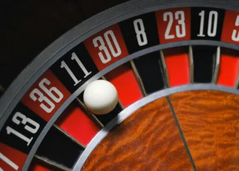 Instant Gratification In-Game: How Online Casinos Leverage Tech for Bonus Credit