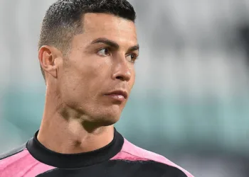 epa09188531 Juventus? Cristiano Ronaldo during the Italian Serie A soccer match Juventus FC vs AC Milan at the Allianz Stadium in Turin, Italy, 9 May 2021.  EPA-EFE/ALESSANDRO DI MARCO