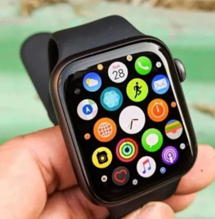 image 14 67 jpg Next Apple Watch to Introduce Enhanced Power Efficiency with New OLED Display Technology