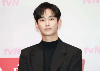 Top 8 Richest Korean Actors Who Are Paid Highly