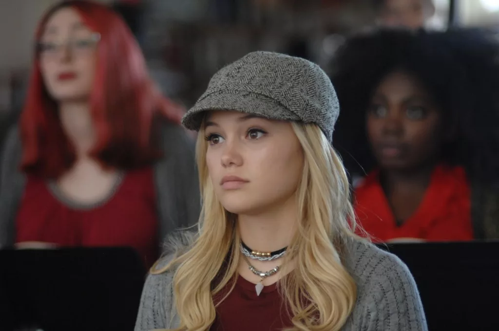 q1 Get A Spectacular List of Olivia Holt Movies and TV Shows