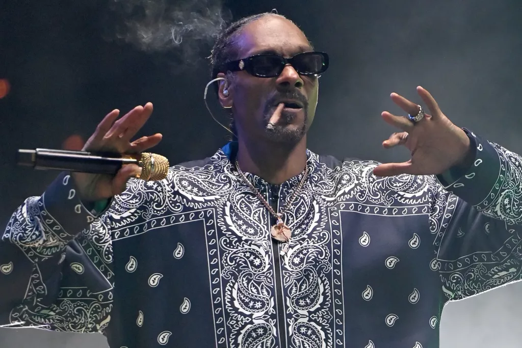 sno2 Snoop Dogg Net Worth: Get An Incredible Updates On American Rapper