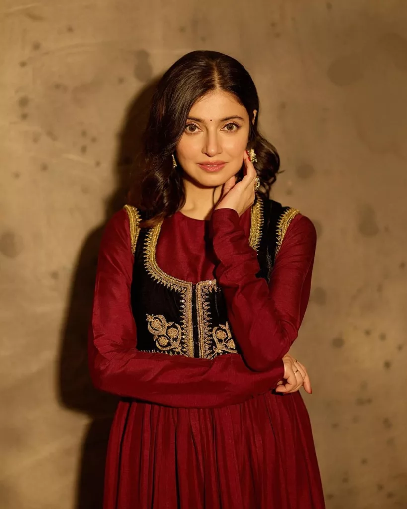 439437346 969977878055498 8016115852335489550 n Anil Kapoor and Divya Khosla Kumar's 'Savi: A Bloody Housewife,’ Teaser Out