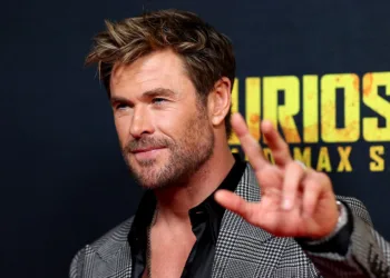 Chris Hemsworth Expresses Frustration Over Actors Criticizing Marvel Films After Joining the Franchise
