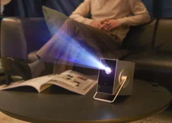 LG Electronics unveils the LG CineBeam Q Projector at 5th Smart Home Expo