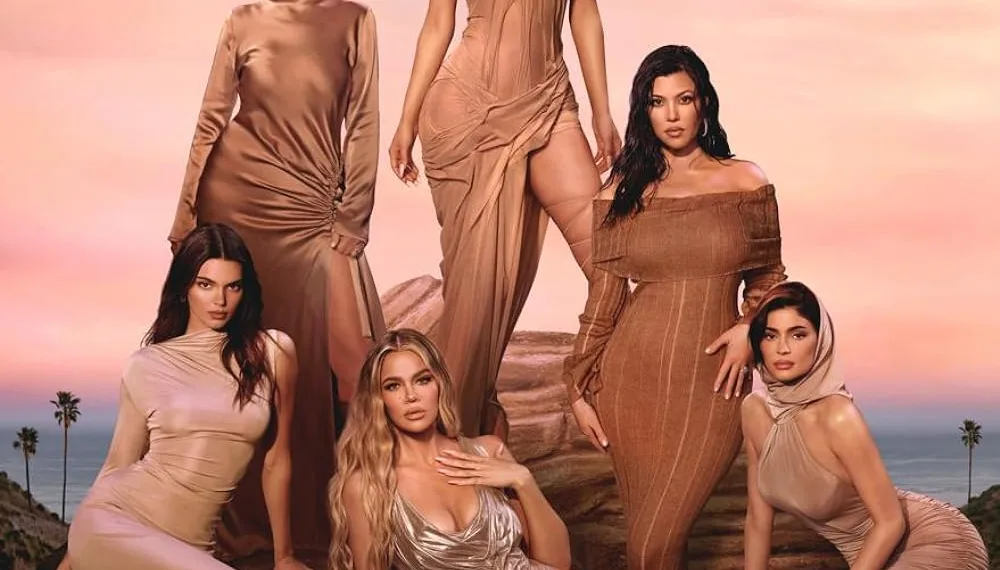 'The Kardashians' Season 5 Trailer: Emergency Fetal Surgery for Kourtney As Kim and Khloe Kardashian Clash 