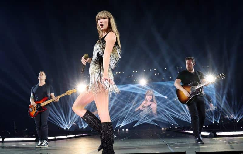 Taylor Swift Unveils Spectacular New Setlist for Eras Tour in Paris