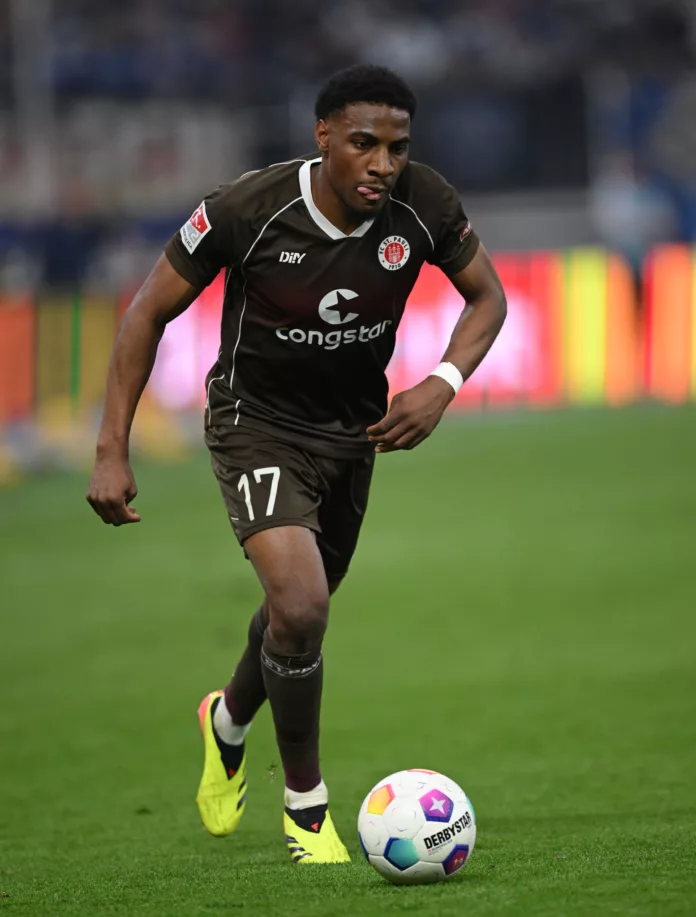 licensed-image Who Is Dapo Afolayan? Journey From English Non-league to Bundesliga