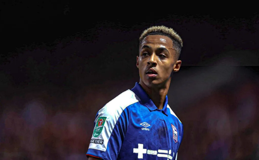 Omari Hutchinson Chelsea Ipswich Town