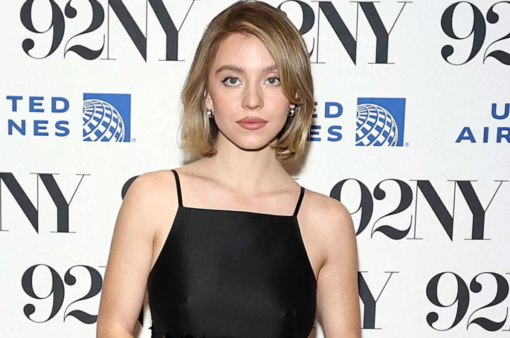 m65 Sydney Sweeney takes over Taylor Swift's Marvel role