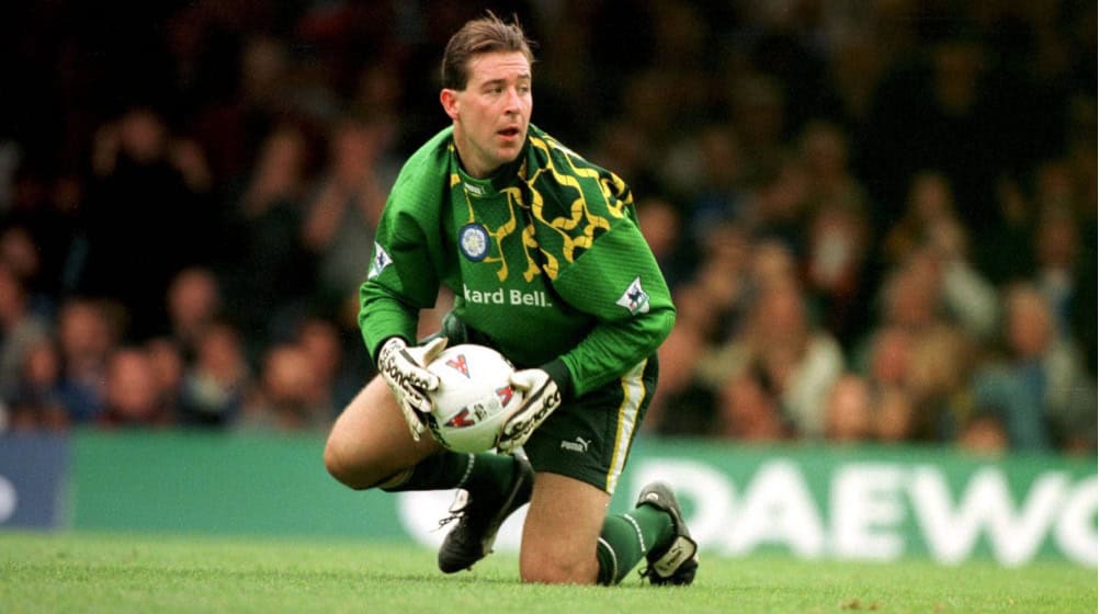 nigel martyn 1546533592 19690 jpg Top 10 Premier League goalkeepers with the most clean sheets