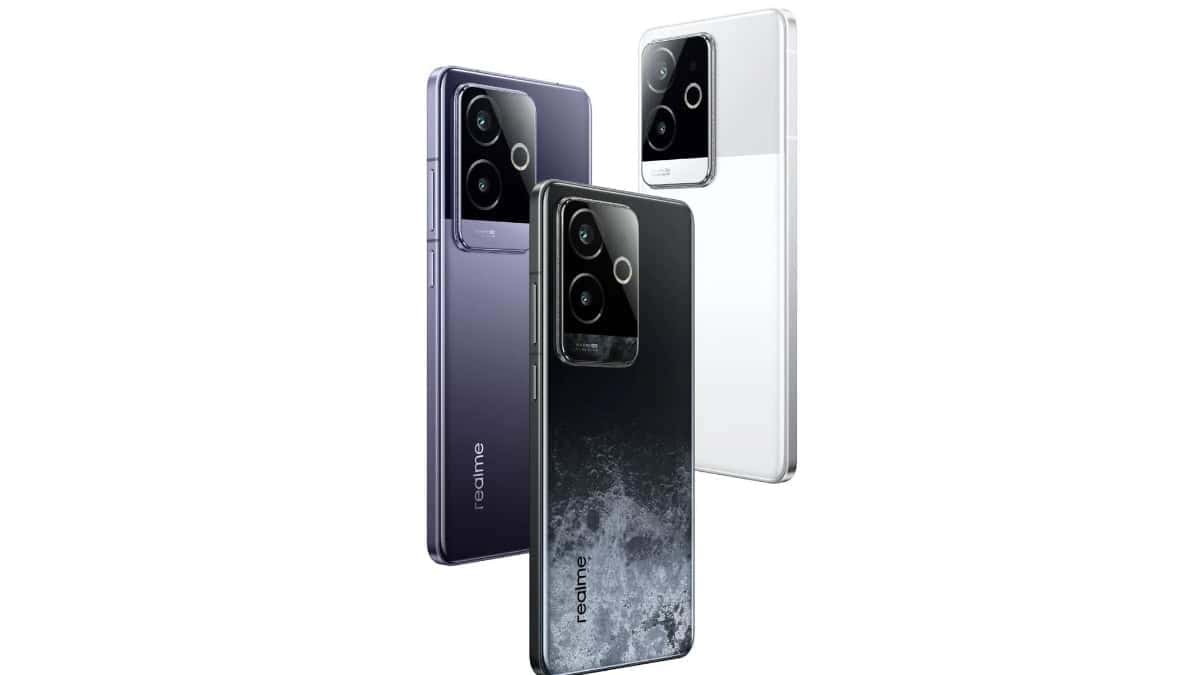 Realme GT 6 Launched in China; Pre-Sale Begins Today