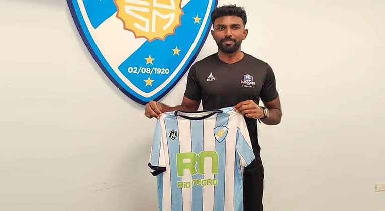 Abneet Bharti Makes History as First Indian to Debut for Argentine Club