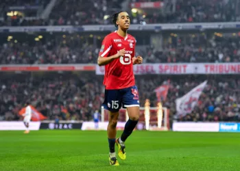 Leny Yoro Set to Join Manchester United: Undergoing Medical Ahead of A 5 Year Deal