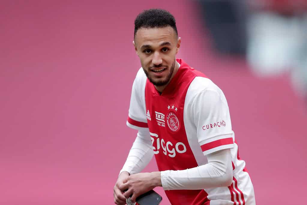 licensed image 6 West Ham United Poised to Secure Noussair Mazraoui from Bayern Munich