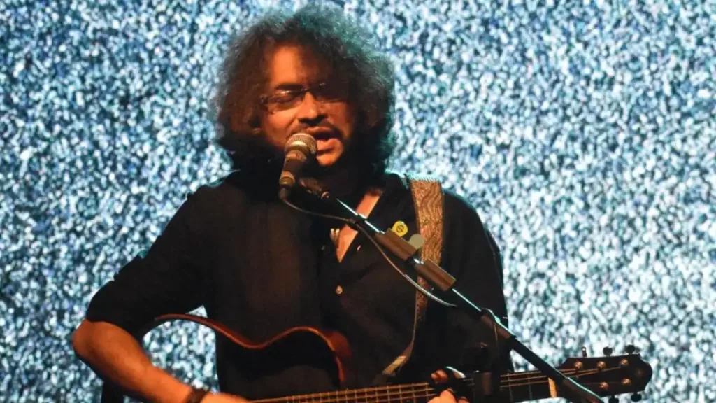 rupam islam Ei Ekla Ghor Amar Desh Lyrics Controversy: Rupam Islam's Silence Amidst Online Debate Over His Music