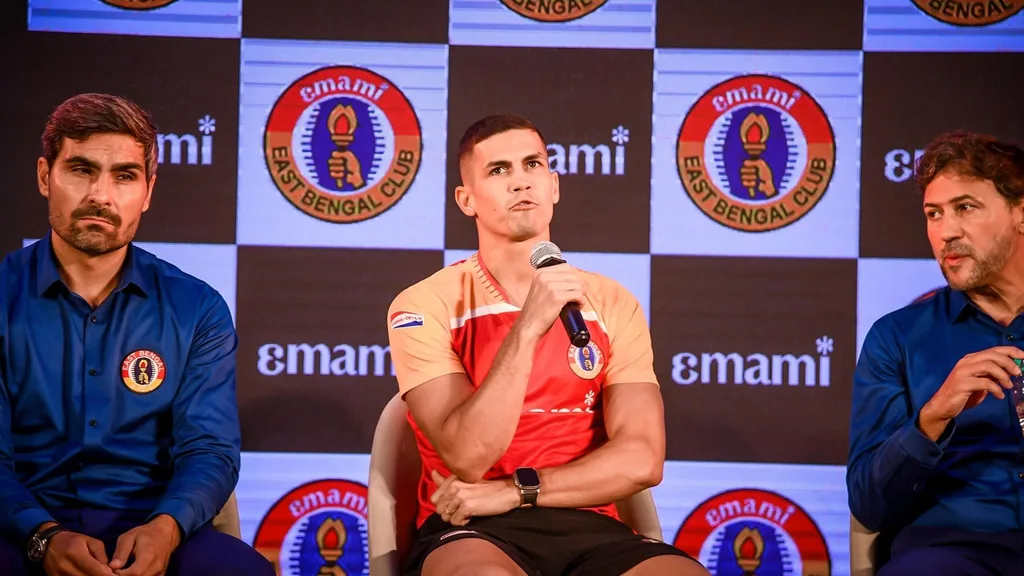 Carles Cuadrat and Silva Share Insights on East Bengal FC's Enhanced Squad and Ambitions for the New Season