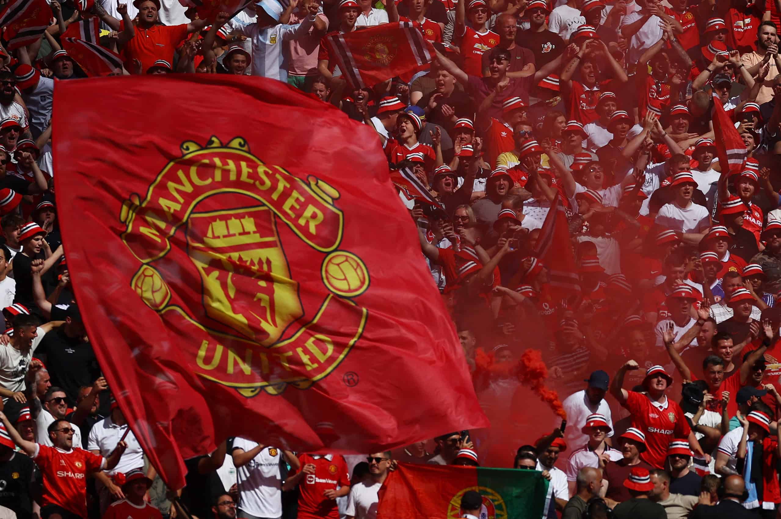 Snapdragon Eyes Old Trafford Naming Rights to Expand Manchester United Partnership
