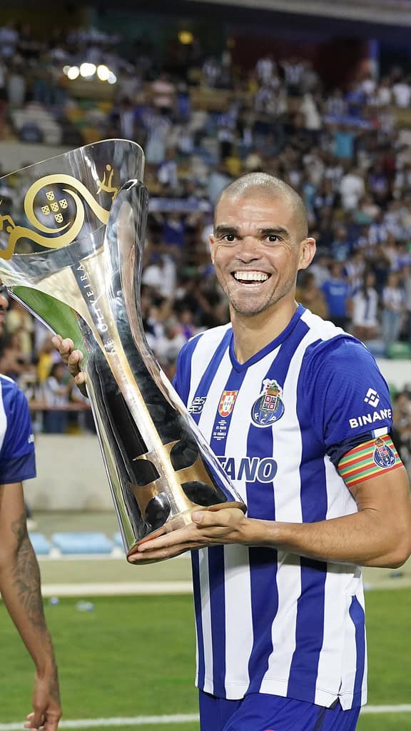 FY MO1lWQAcafIZ Pepe Bids Farewell to Football At the Age of 41 After A Storied Career Spanning 23 Years