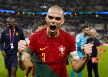 Title: Pepe Bids Farewell to Football: A Storied Career Spanning 23 Years