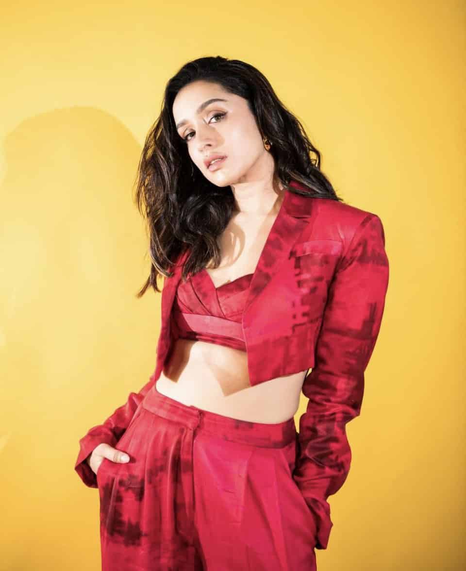 শ্রদ্ধা কাপুরের হট ছবি