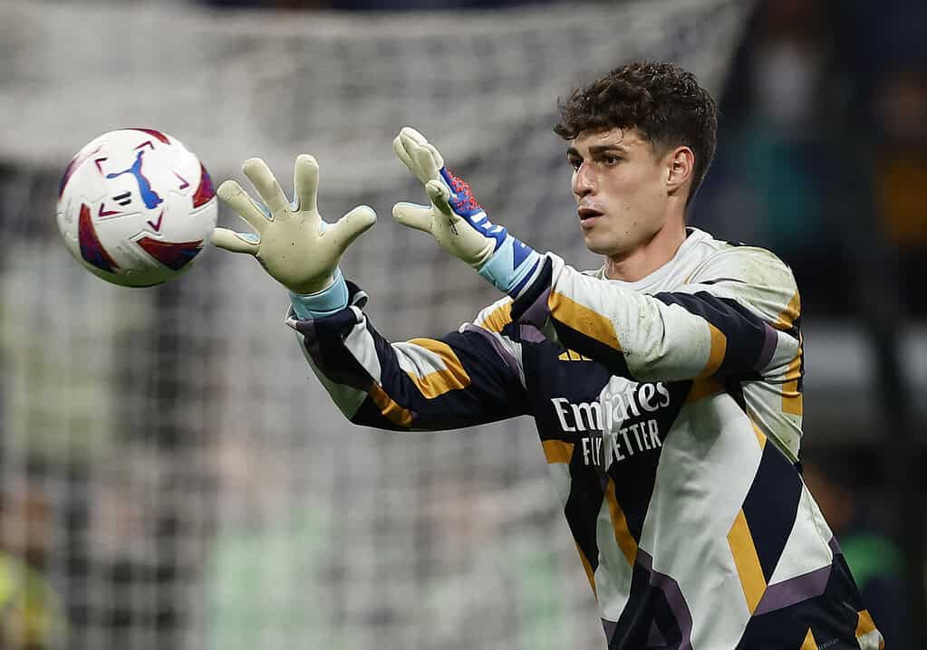 HIH2JIGBEZMCHHW4XMODGBTAJ4 Bournemouth Secure Season-Long Loan for Chelsea's Kepa Arrizabalaga