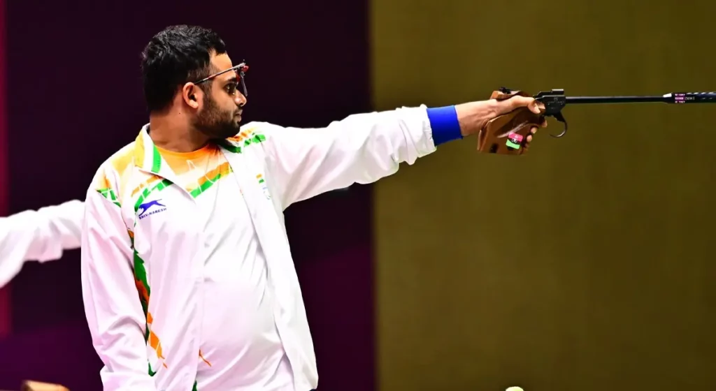 Manish Narwal 1 Manish Narwal Clinches Silver in Men’s 10m Air Pistol at Paris Paralympics 2024