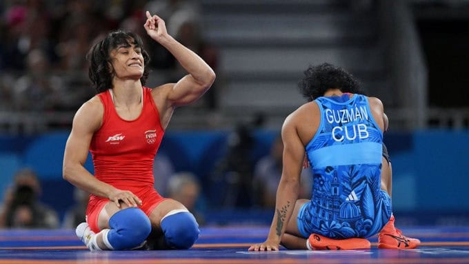 image 11 126 Vinesh Phogat's Silver Medal Hopes Hang in the Balance: CAS Delays Verdict Amid UWW Rule Controversy