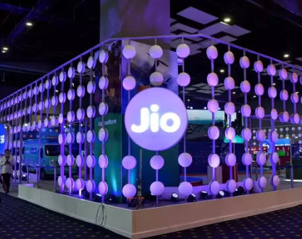 image 13 503 Mukesh Ambani Announces Jio AI-Cloud Welcome Offer: 100 GB Free Storage and Affordable Expansion Options