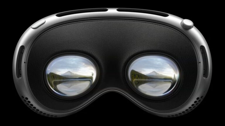 Apple Explores Lower-Resolution Displays for Budget Vision Pro Headset: A Cost-Cutting Move