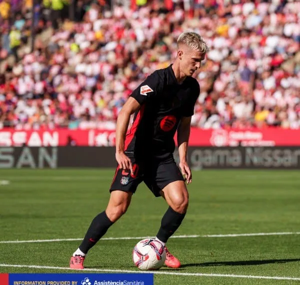 Barcelona’s Dani Olmo Sidelined for Up to 5 Weeks with Hamstring Injury