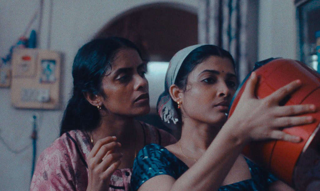 MV5BY2Y2M2FiMjktNDliYy00ZmRhLThlMzYtZDYyZDI3NmY2MzVmXkEyXkFqcGdeQXVyMjE4ODEzODA@. V1 Kiran Rao’s ‘Laapataa Ladies’ Chosen as India’s Official Entry for Oscars 2025, Over ‘All We Imagine As Light’