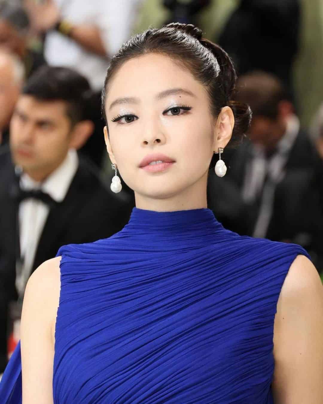 Jennie of Blackpink Signs Solo Deal with Columbia Records, Set to Release New Single in October