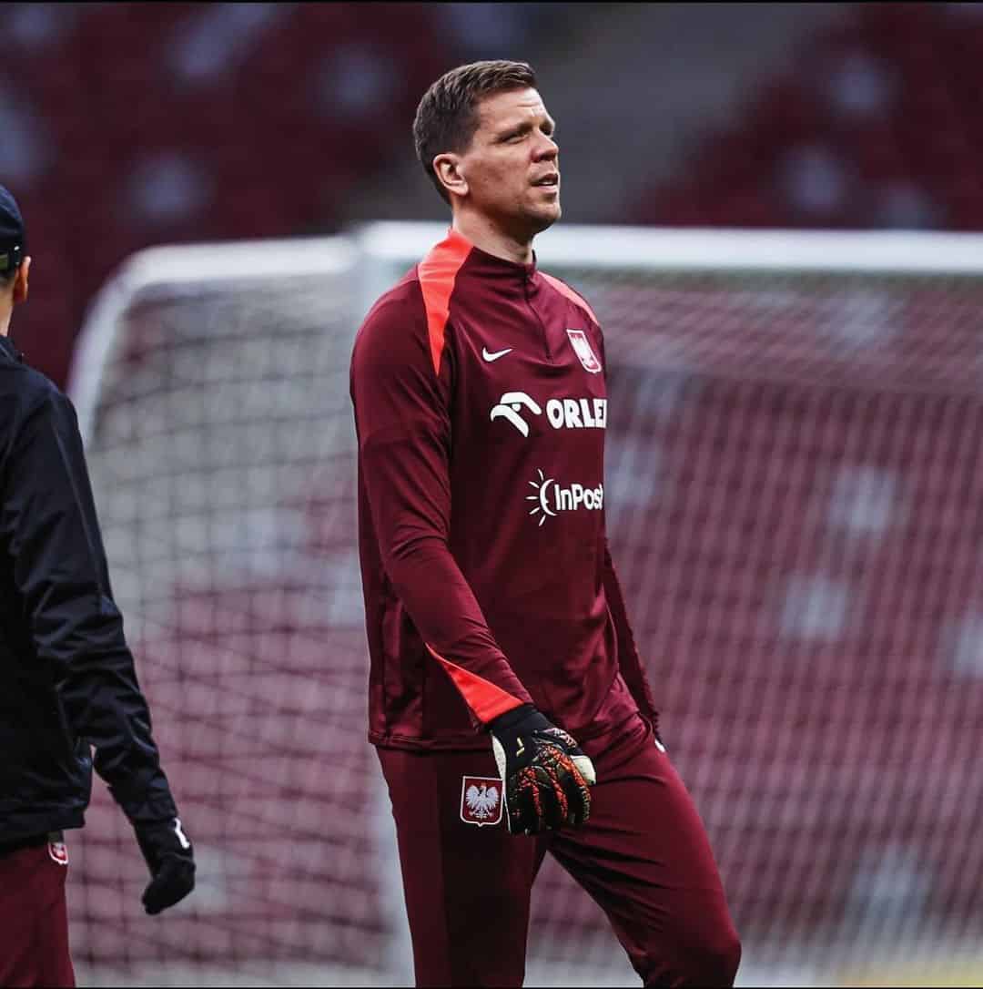 34 Year Old Wojciech Szczesny Set to Sign for Barcelona: The Veteran Goalkeeper to Replace Injured Ter Stegen