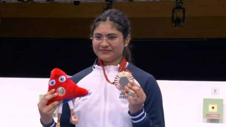 image Rubina Francis - Paris Paralympics 2024 : India’s First Paralympic Pistol Shooter to Win Bronze at Paris 2024